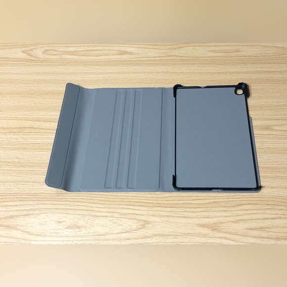 Fintie Tablet Case 26X16cm. - Picture 3 of 8